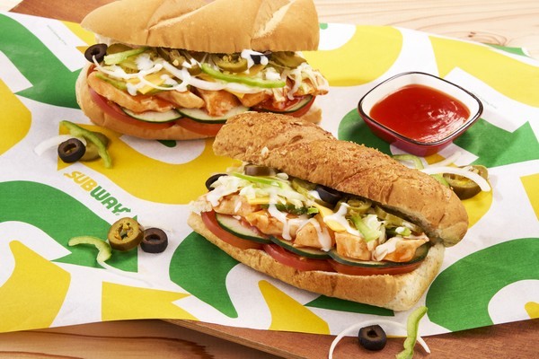 日常也能來點「超刺雞」！SUBWAY「美式辣雞柳潛艇堡」喚醒你的探險魂
